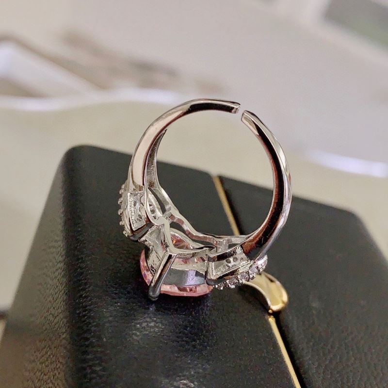 CHAUMET